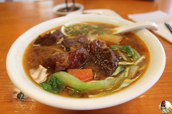 [食記] 新竹竹北 中華麵匠牛肉拉麵 美味半筋半肉牛肉麵