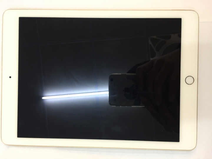 大哥iPad air 2 與兄弟 iPhone 6 Plus