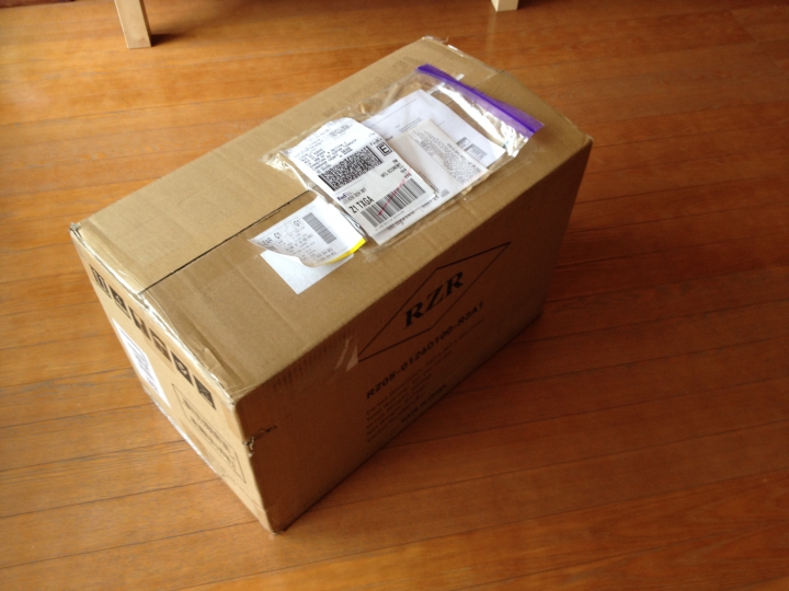 [開箱] 燒燙燙 RAZER Leviathan 利維坦 5.1 SOUND BAR 電競喇叭不專業開箱!!