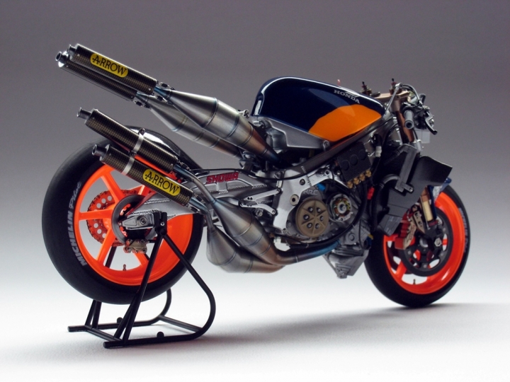 [作品分享] 登峰造極！1998年式 REPSOL Honda NSR500 杜漢戰駒暨MotoGP日本站簡短心得