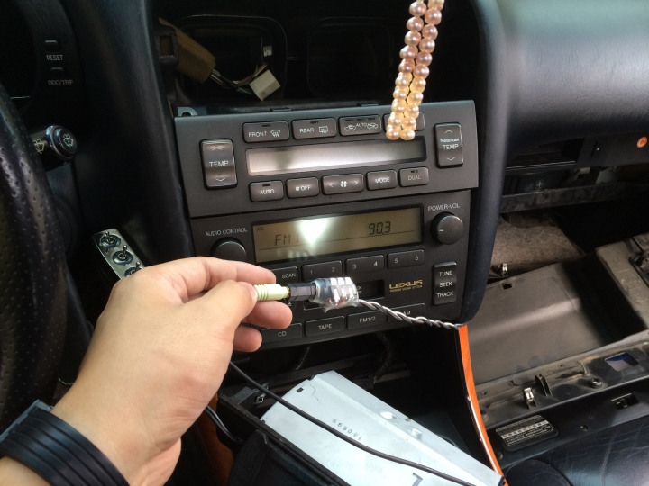 [分享] 老車不死！1999年LEXUS GS300原廠主機增加AirPlay/Line In功能！ （NEXUM TuneBox/LINKA）