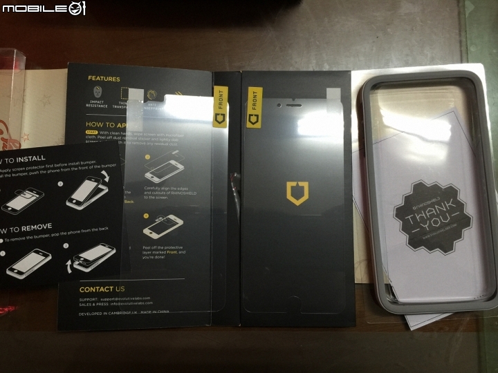 白色犀牛盾 + 銀色 iPhone6 Plus