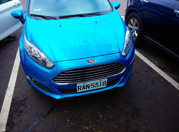 FORD 好友默契出遊去-FORD FIESTA 1.5試駕