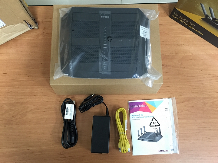 Netgear R8000 簡易開箱