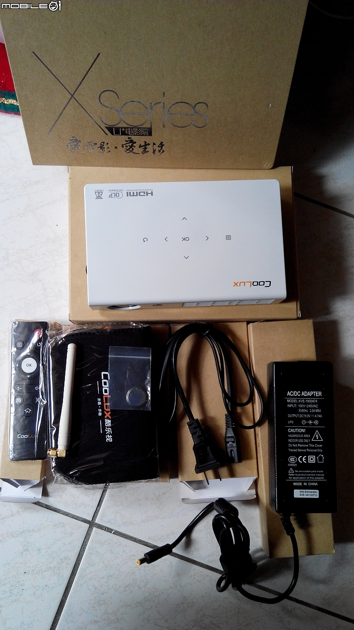 （開箱）酷樂視X5 LED 投影機