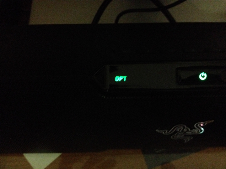 [開箱] 燒燙燙 RAZER Leviathan 利維坦 5.1 SOUND BAR 電競喇叭不專業開箱!!