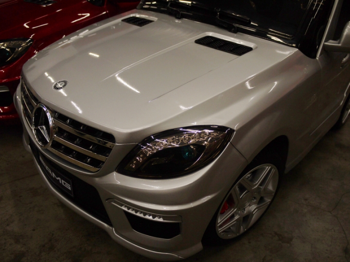 Mercedes-benz M-Clas  ML63 AMG  頂級奢華版 (兒童用)開箱