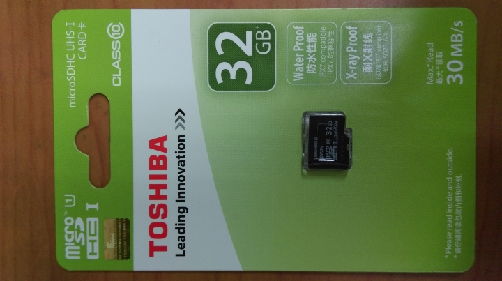 我買Toshiba 32GB microSDHC UHS-I 記憶卡可使用在Desire 820手機上?
