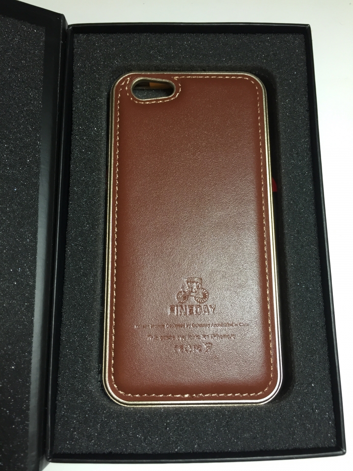 （純分享）Iphone6 太空鋁 + 義大利真皮背蓋保護殼