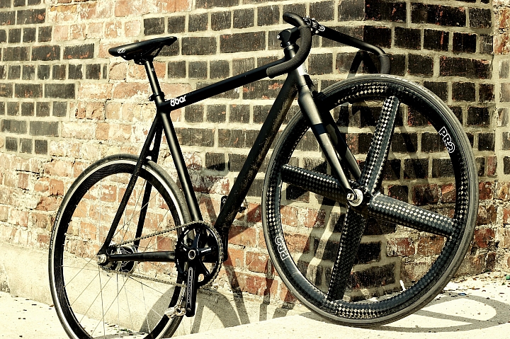 分享 8Bar KRZBERG Frameset 平光黑
