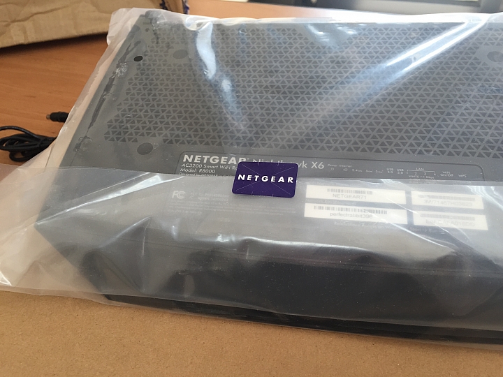 Netgear R8000 簡易開箱