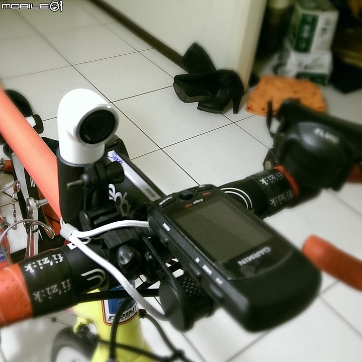 HTC RE 自行車固定解決方案