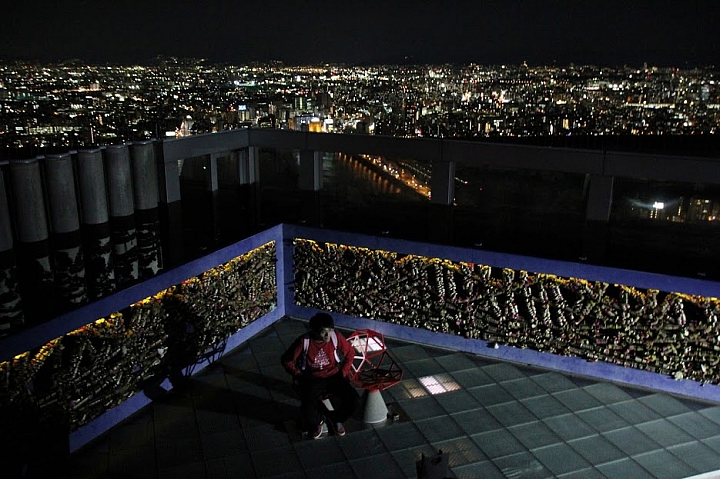 【大阪夜景】梅田‧空中庭園展望台 v.s. 天王寺‧Harukas 300展望台