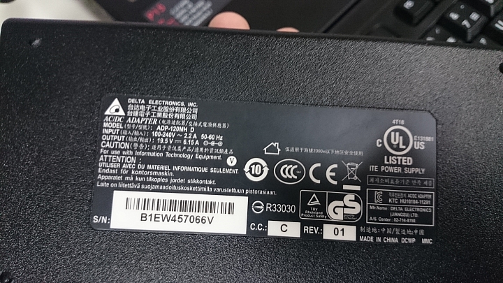 GigaByte p15f v2 開箱文