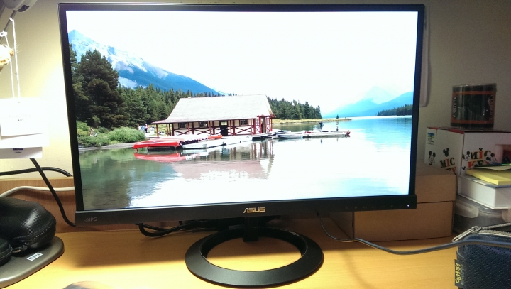 [簡易開箱] ASUS VX229N 22吋 AH-IPS 液晶螢幕