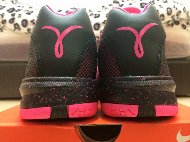 【開箱】Nike air zoom Run the one / James Harden 乳癌