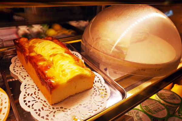 ✖ 台北東區 ✖ 共三訪，東區療癒系甜點及燉飯－－敲敲咖啡KNOCK KAFE (12_25更新)