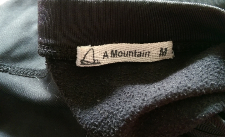 想請問這個牌子(A Mountain)的衣服臺北、桃園哪裡買的到