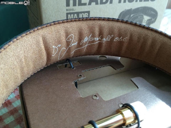 Marshall MAJOR brown (開)