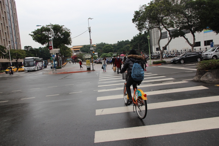 騎 U-Bike 輕 鬆 遊 台 北 大 稻 埕 ( 大 同 區 )