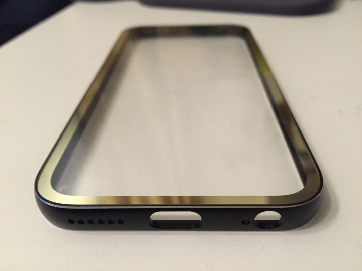 （純分享）Iphone6 太空鋁 + 義大利真皮背蓋保護殼