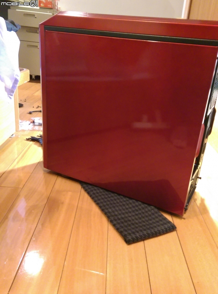 鋼鐵人配色 Aerocool Xpredator X3 Avenger iron man 首發開箱!