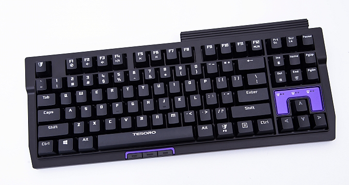 鐵修羅Tesoro Tizona 鐵聖納劍 左撇子也能順暢使用的電競鍵盤