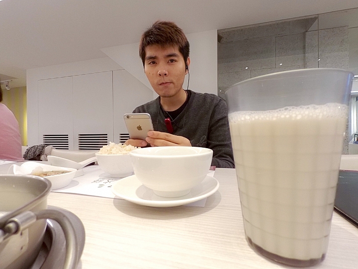 HTC RE 實拍+影片