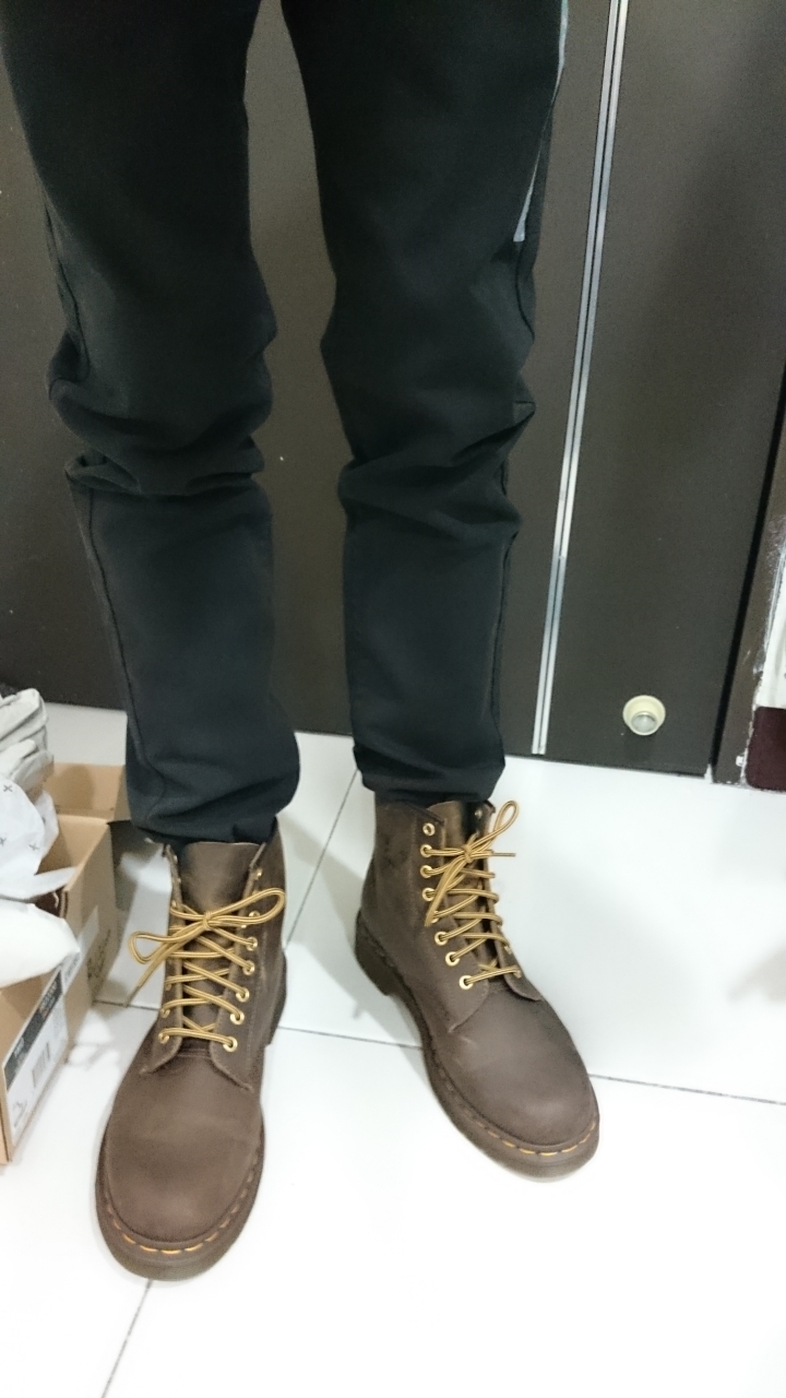 [開箱]Dr.Martens 1460