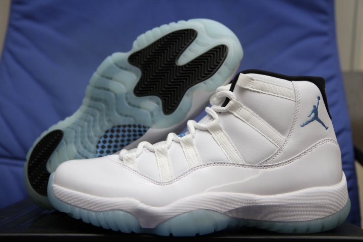 ［開箱］Air Jordan XI - Legend Blue