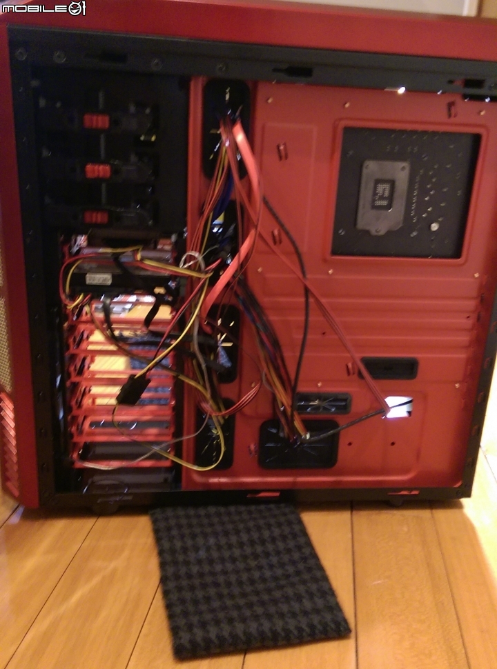鋼鐵人配色 Aerocool Xpredator X3 Avenger iron man 首發開箱!