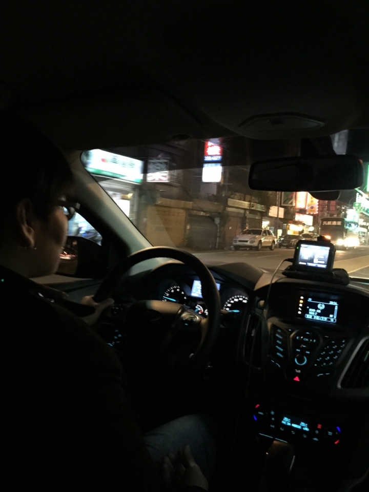 ford [好友默契出遊去]focus1.6 5d 24小時體驗。淡水一日遊