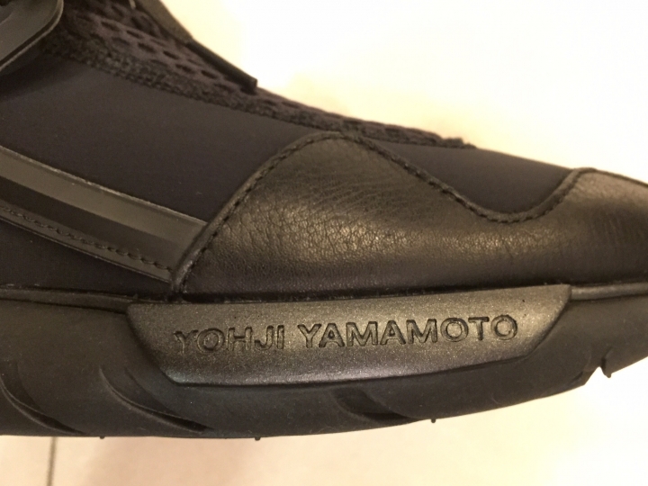 ［ALL BLACK］Y-3 QASA RACER 開箱！