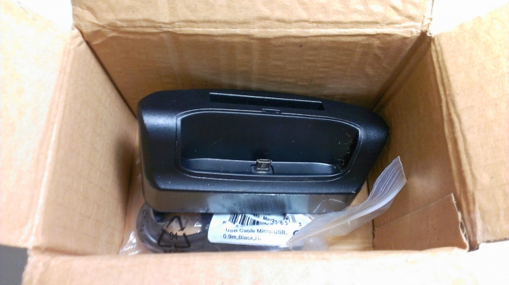 [開箱] LG G3 副廠 手機座+電池座充