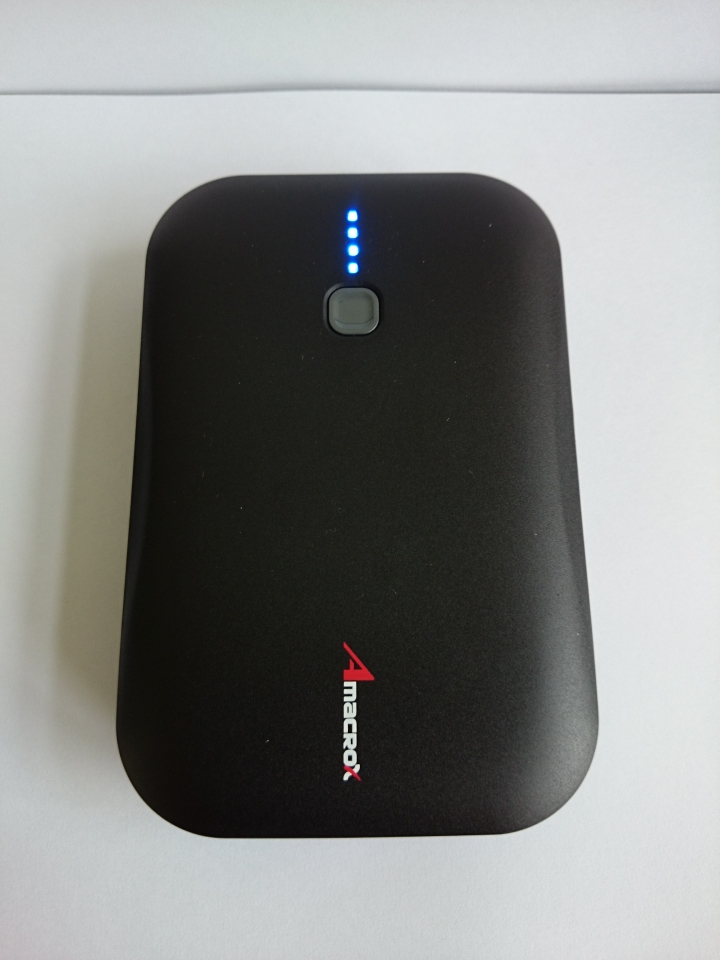 【開箱】Amacrox PB10400 行動電源