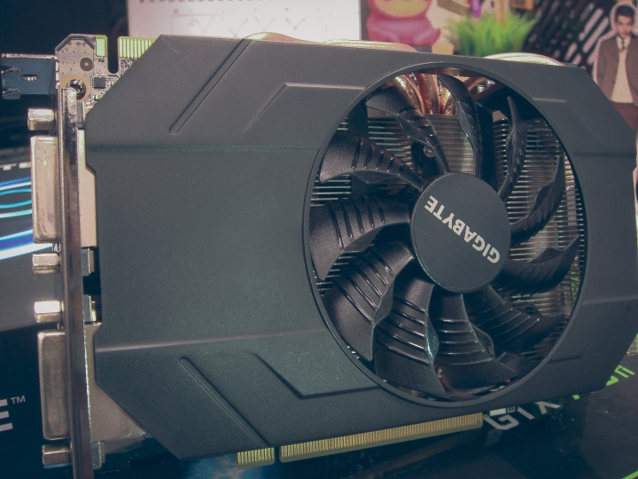 技嘉N970IXOC短卡 簡易開箱