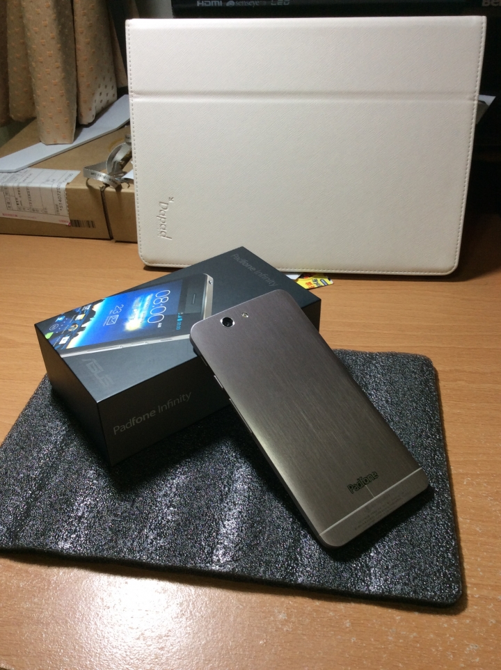聖誕節 Padfone Infinity 白金限定版開箱