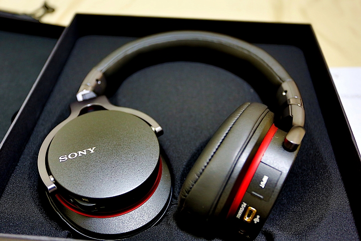 [開箱] SONY MDR-1ADAC 耳機+DAC一體成型