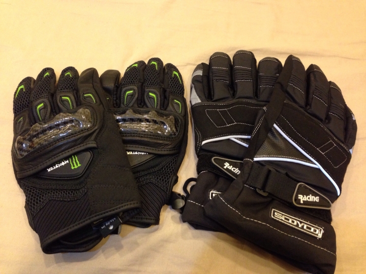 ［開箱］ALPINSTARS M-30 Monster 聯名防摔手套+ Scoyo Mc15