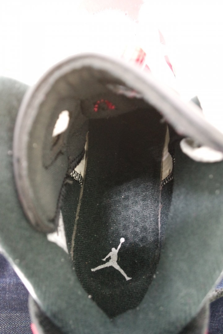 請教這雙Nike Air Jordan 6 Retro 胭脂紅真偽?謝謝