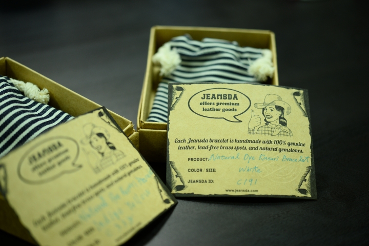 [簡單開箱]一舉兩得的聖誕禮物JEANSDA古布手環