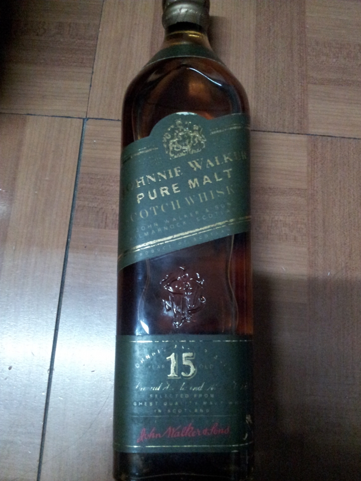 請問一下這兩支酒