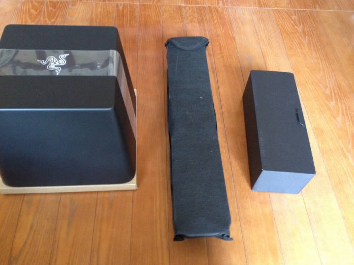 [開箱] 燒燙燙 RAZER Leviathan 利維坦 5.1 SOUND BAR 電競喇叭不專業開箱!!