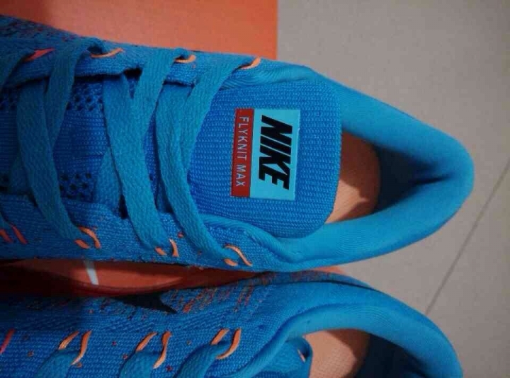 請大家幫忙來辨識一下nike flyknit air max
