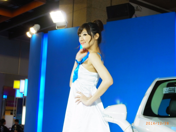莖濤HIGH浪~2015台北車展最佳展場女郎MVP是她