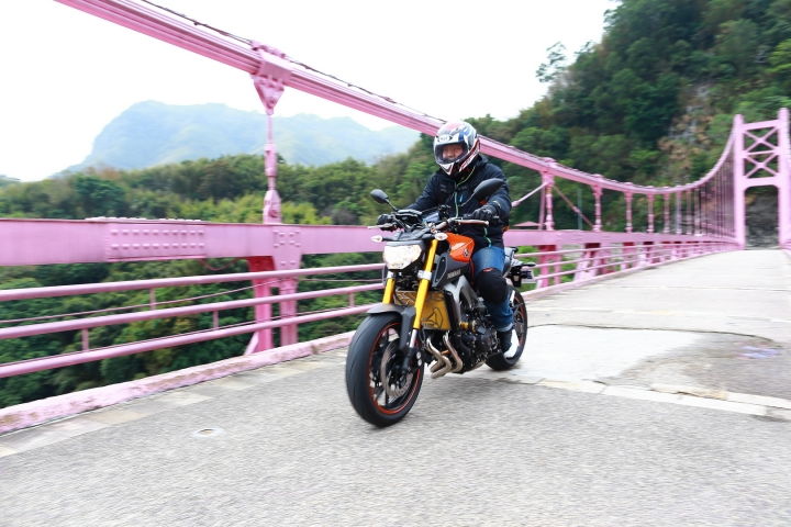 YAMAHA MT09