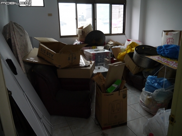 請問家中丟不掉東西如何收納??