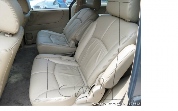 2000年 MAZDA MPV 規格問題(已獲得解答)
