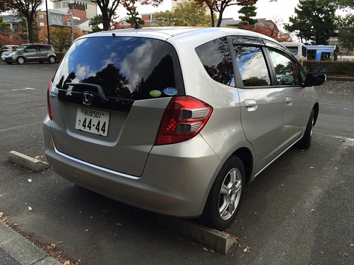 京都路上很多Fit跟CX5，還有.....