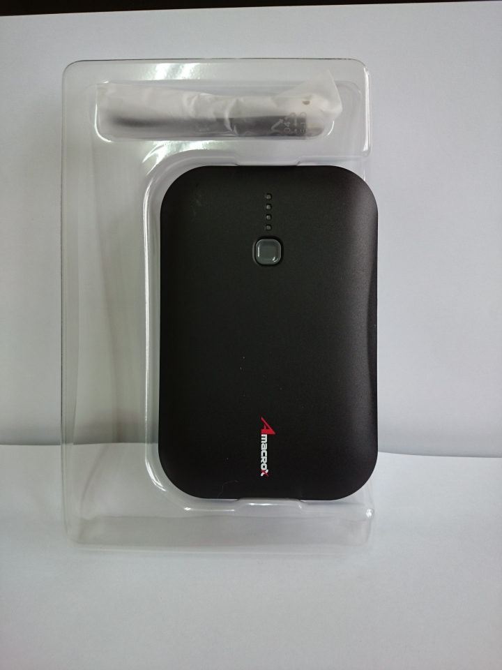 【開箱】Amacrox PB10400 行動電源